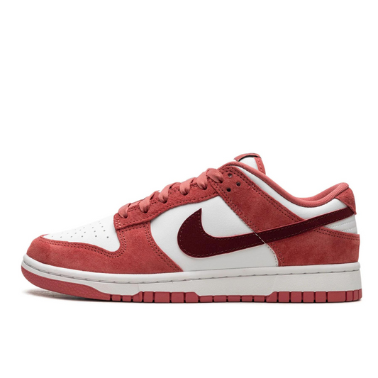 NIKE DUNK LOW WMNS "Valentine's Day"