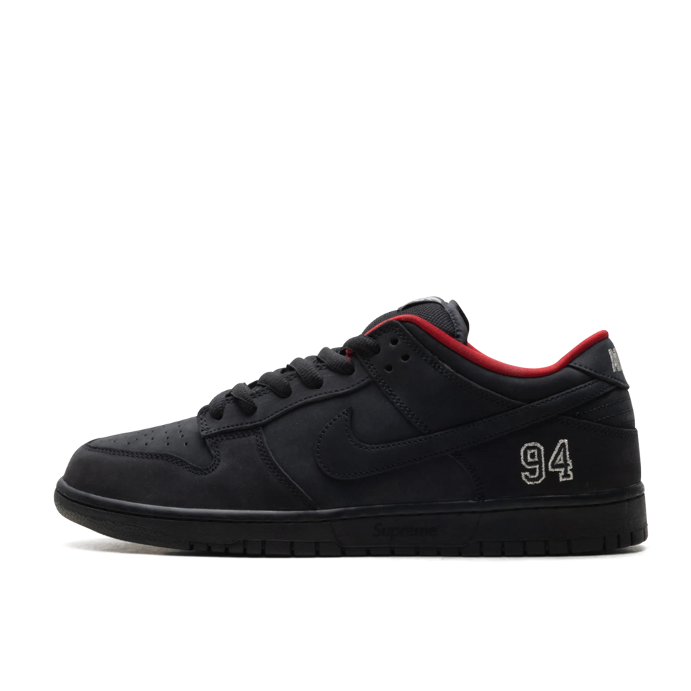 Nike SB Dunk Low "Supreme - Black"