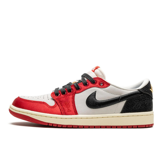 AIR JORDAN 1 "Trophy Room - Away"