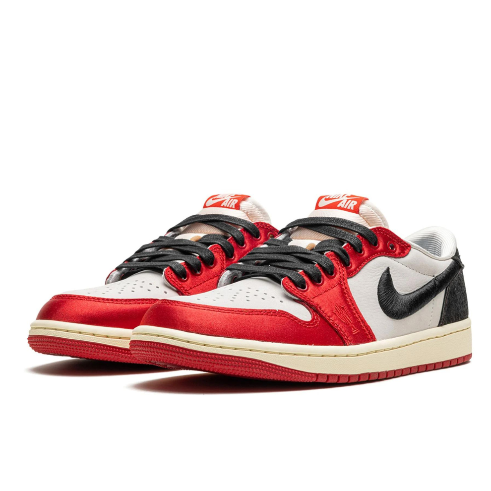 AIR JORDAN 1 "Trophy Room - Away"