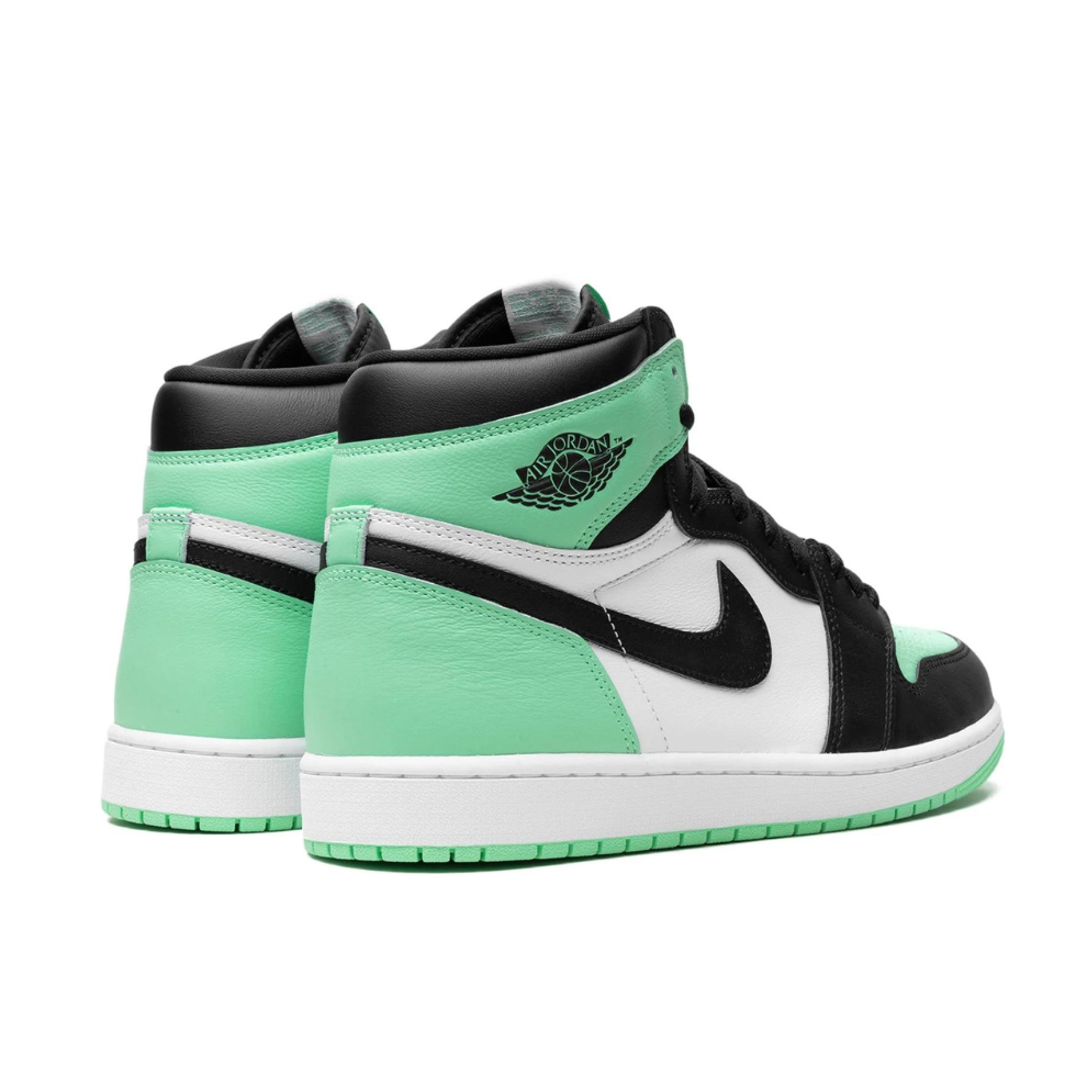 AIR JORDAN 1 RETRO HIGH OG "Green Glow"