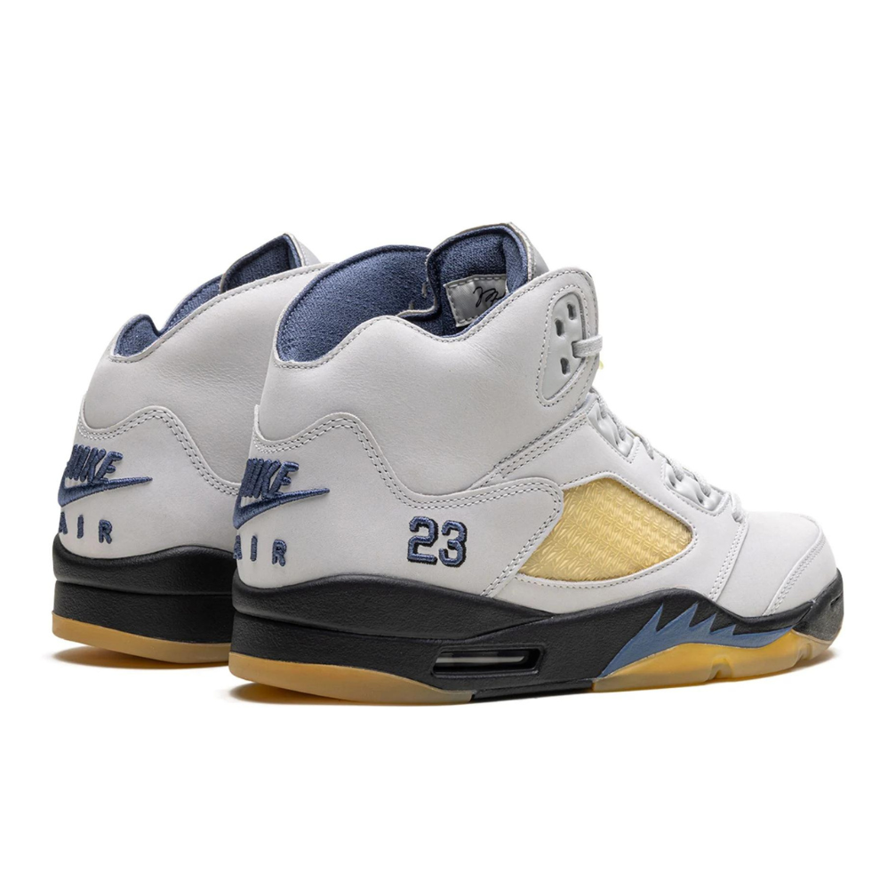 AIR JORDAN 5 WMNS "A Ma Maniere - Diffused Blue"