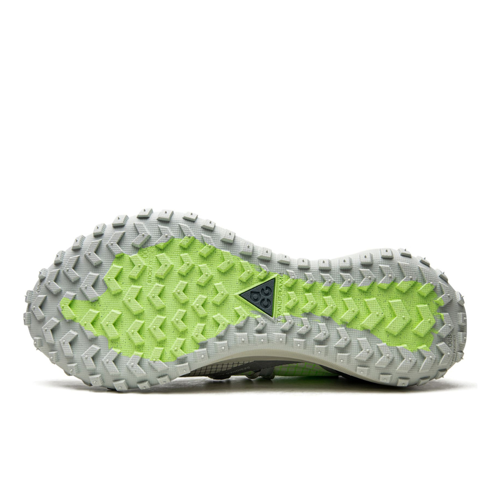 NIKE ACG MOUNTAIN FLY LOW SE