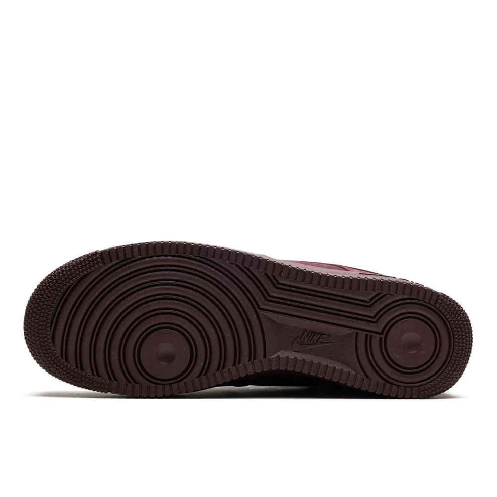 AIR FORCE 1 '07 LX "Burgundy Crush"