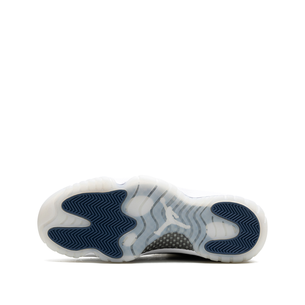 Jordan 11 Retro Low "Diffused Blue"