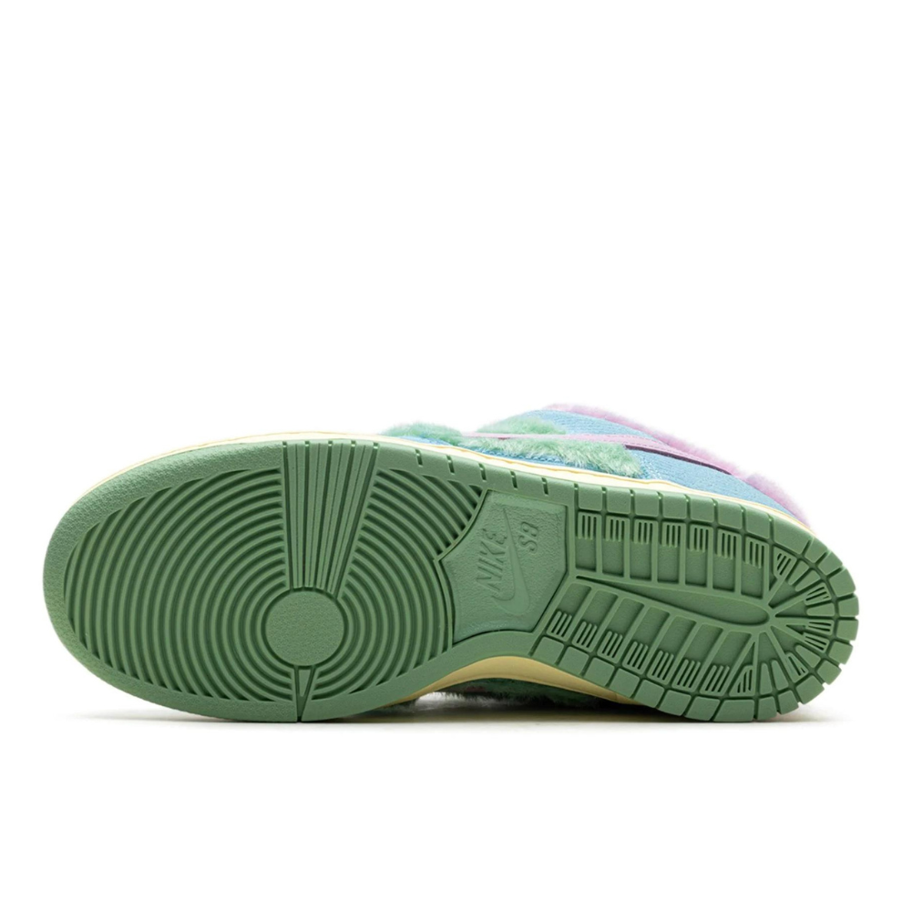 Nike SB Dunk Low "Verdy - Visty"