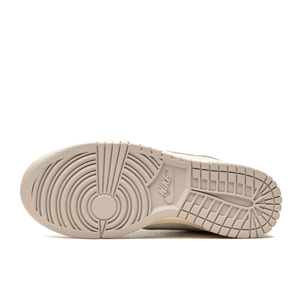 Nike Dunk Low Sail Light Bone (W)