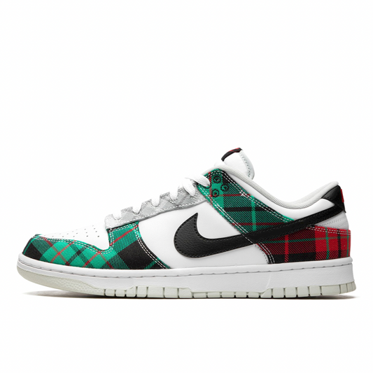 NIKE DUNK LOW "Tartan Plaid"