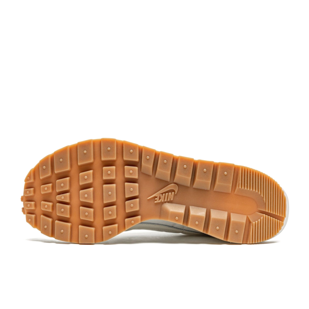 NIKE VAPORWAFFLE "Sacai - Sail"