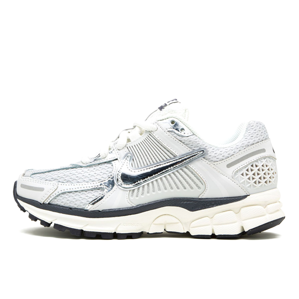 NIKE WMNS VOMERO 5 "Photon Dust"